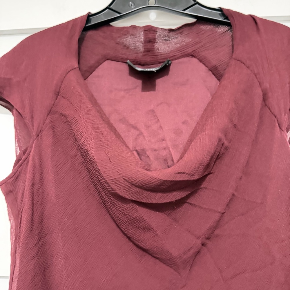 St. John Burgundy Cowl Silk Blouse Top Size 12 - 23566 - Picture 3 of 7